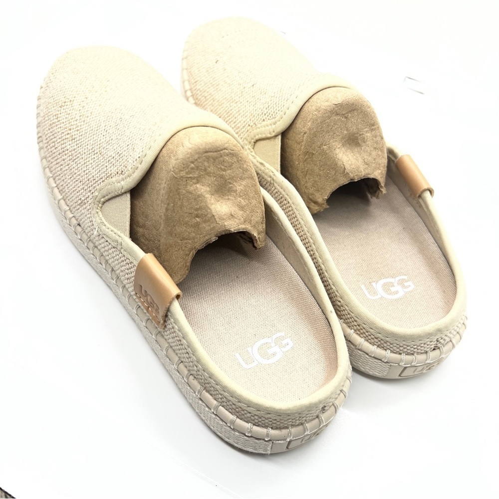 Womens UGG delu shoes - Picture 4 of 5